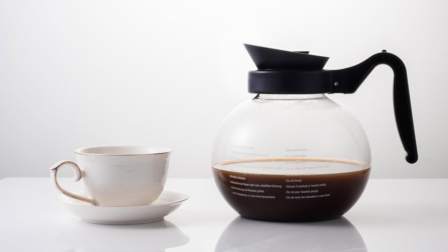 Crystalline Glass Coffee Decanter with Black Handle – 64 oz Heat-Resistant Tempered Glass Carafe