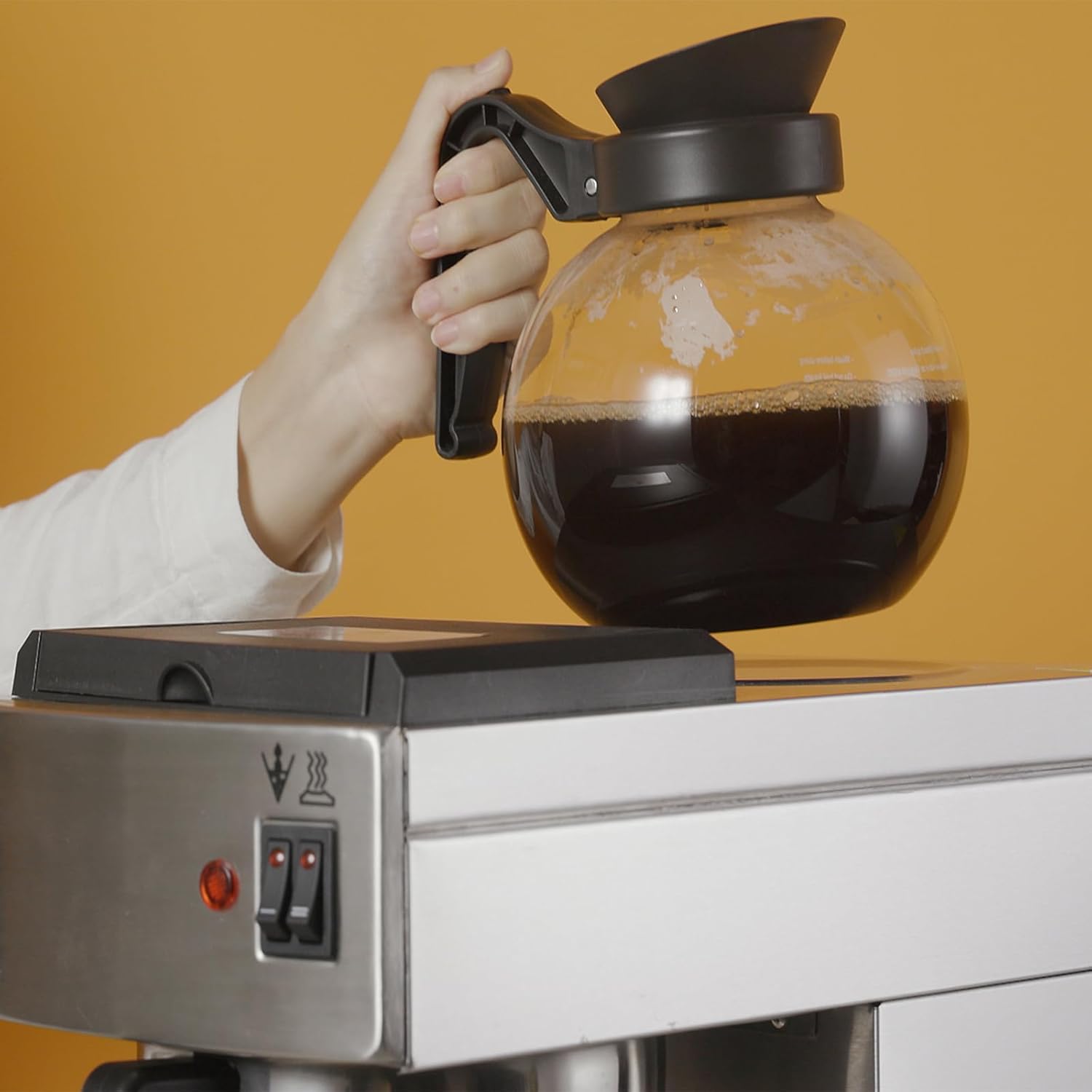 Crystalline Glass Coffee Decanter with Black Handle – 64 oz Heat-Resistant Tempered Glass Carafe